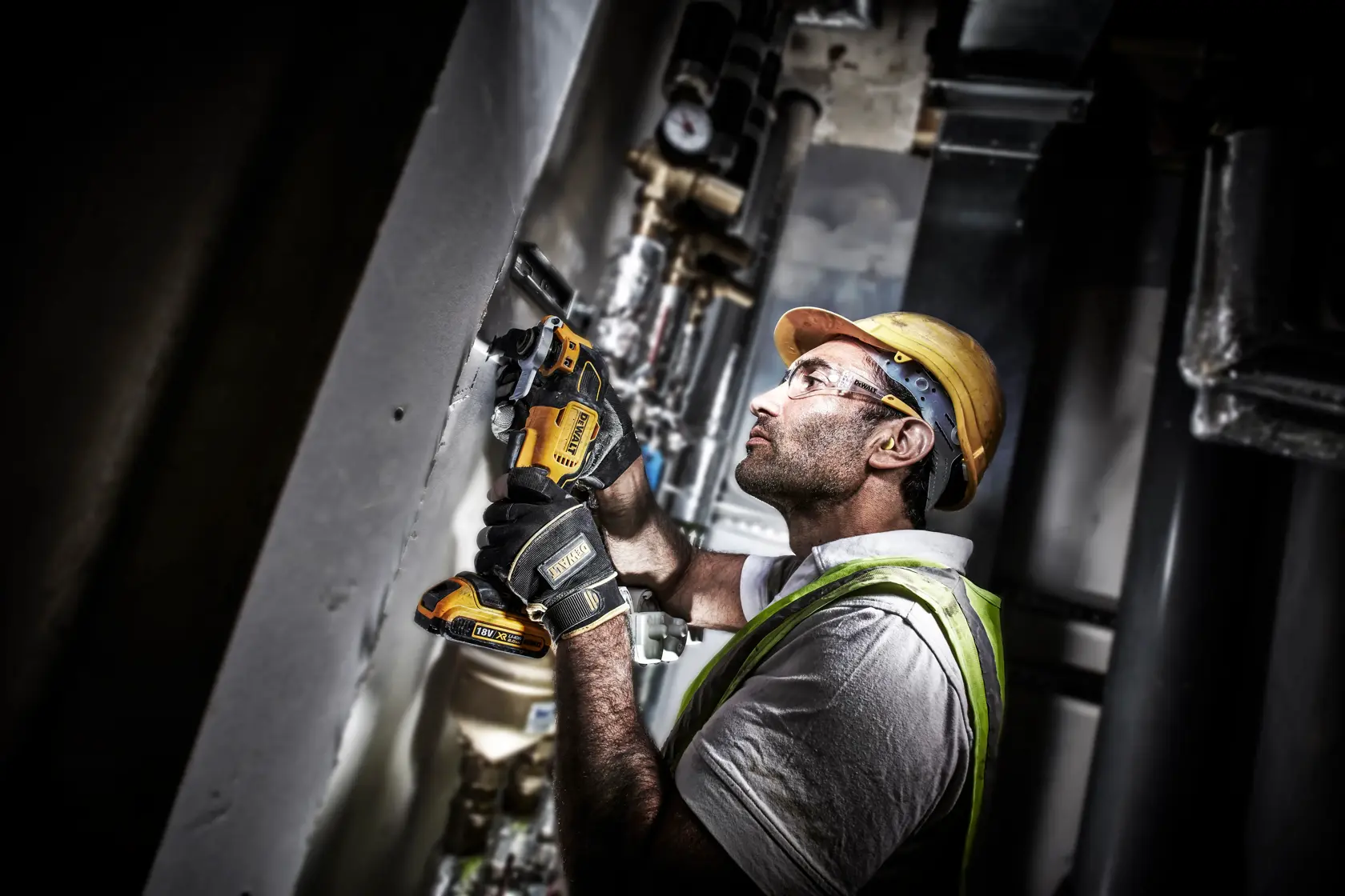 DEWALT® 18V XR® Brushless Oscillating Multi-Tool - Tool Only